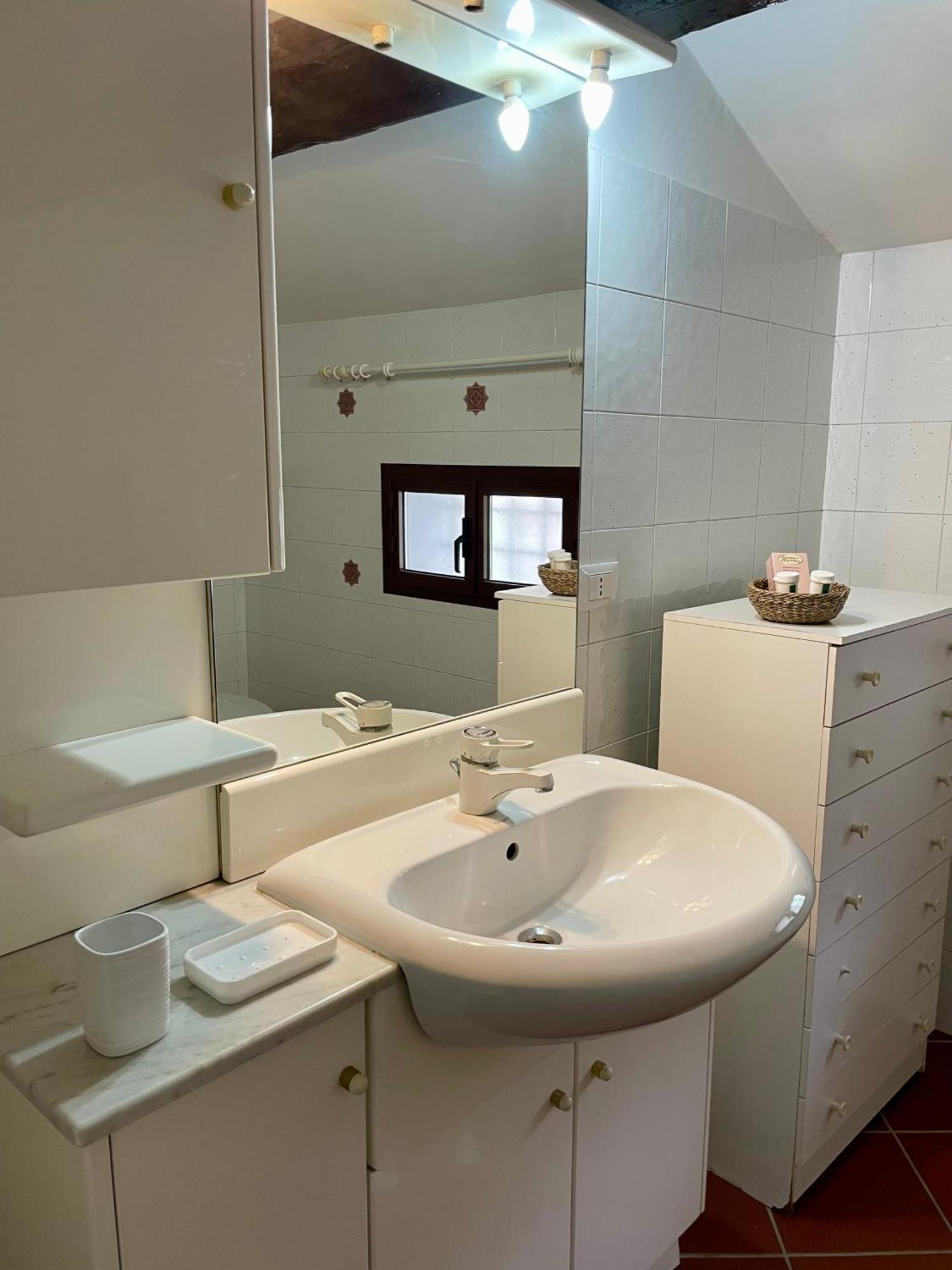 페라라 Frescobaldi Aparments! A Casa Di Francesco 아파트 외부 사진